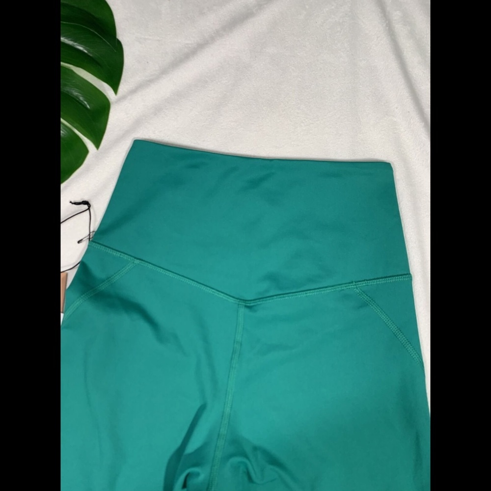 NEW Girlfriend Collective High‎ Waisted Bike Biker Shorts in Saguaro [ XS ] - Picture 10 of 12